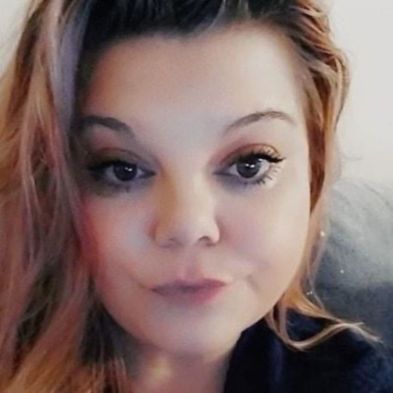 Mandi (Elliott) Umphenour